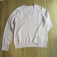 ユニクロ　エクストラファインメリノ　Vネックセーター　M ラベンダー