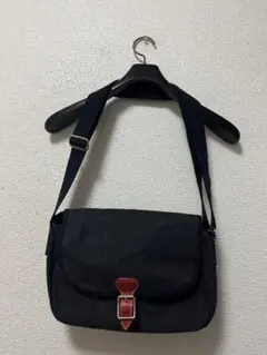 日乃本帆布 レザー部分使い キャンバスショルダーバッグ /ブラック×赤 