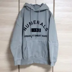 NUMERALS ヘビー裏毛ロゴパーカー