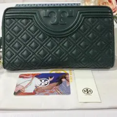 新品同様‼️ 現行　トリーバーチ　財布　長財布　キルティング　ラウンドファスナー