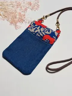 デニム風花柄スマホショルダーバッグ　サコッシュ　ハンドメイド