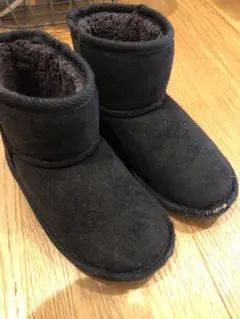 ブリーズbreeze 17サイズ　ムートンブーツ