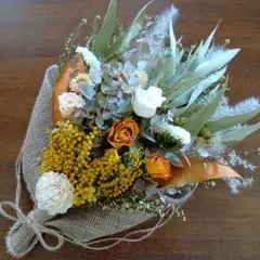 ユーカリと季節の草花のスワッグ ドライフラワー ギフト - メルカリ