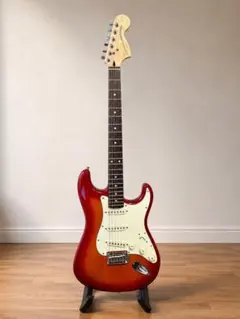 Squier by Fender stratocasterのサムネイル