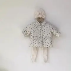 新品未使用 80cm さくらんぼ柄 アイボリー キッズダウン 2色展開