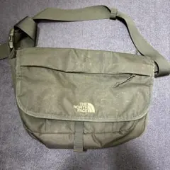 ノースフェイスメッセンジャーバッグ