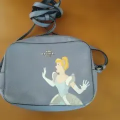 新品 プラクアンク コラボ Disney アリス ショルダーバッグ 新品 プラスアンク Plus Anq Disney アリス ショルダーバッグ - メルカリ