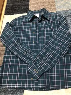 チェックシャツ