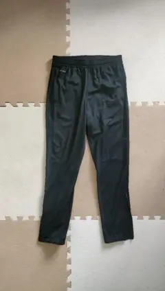 ナイキ　ブラック スリムフィット ジャージパンツ