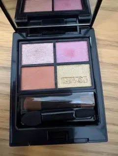 エトヴォス　ミネラルクラッシィシャドー　イノセントブルーム