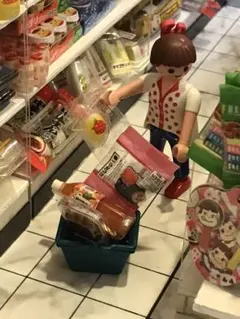 ★リーメント★コンビニ★ごはんとデザート★ミニチュア★リカちゃん★ドールハウス★