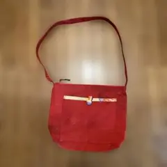 着物　リメイク　赤いサコッシュバッグ 外ポケット付き