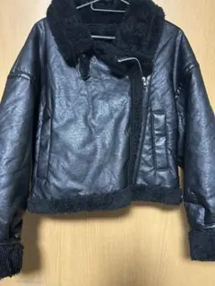 ボア付きショート丈レザージャケット ブラック