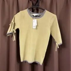 【お値下げ】リボン付きライトグリーン半袖Tシャツのサムネイル