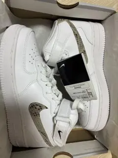 2026年最新】蛇 エアフォースの人気アイテム - メルカリ