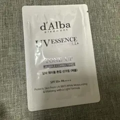 d'Alba UV ESSENCE WATERFULL+ トーンアップ