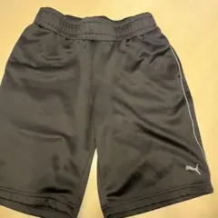 Puma 黒 ハーフパンツ ゴムウエスト