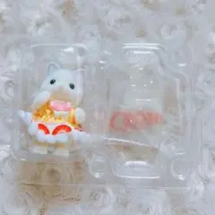 ラテネコの赤ちゃん　ケーキパーティー　シルバニア