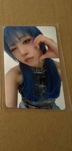 【匿名配送】 HANA Blue Jeans トレカ 通常盤 絵柄C JISOO