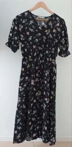 NICE CLAUP 花柄　V開き　ロング シャツ 　　シースルー 半袖 ボタン