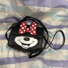 ミニーマウス　ポシェット ショルダーバッグ　ポーチ キャラクター