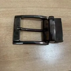 HUGO BOSS バックル
