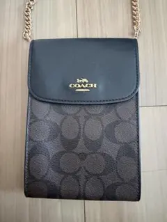 COACH スマホショルダー　シグネチャー