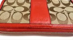 Coach ロゴパターン 長財布 ベージュと赤