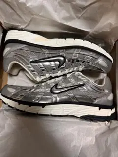 ナイキ　p 6000 新品未使用