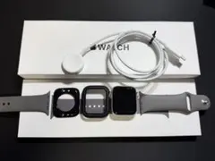 こ*い様 Applewatch SE第2世代シルバー スポーツバンド付き(グレー