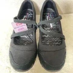 【新品】SKECHERS Relaxed Fit メリージェーン　ブラックのサムネイル