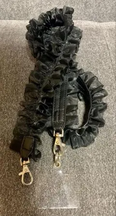 新品同様　スマホ　ショルダー　レース　ブラック