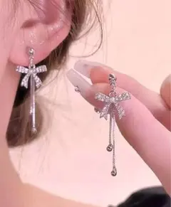 shien❤︎ リボン ビジュー ピアス シルバーカラー