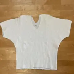 UNIQLO リブ編み Vネック M