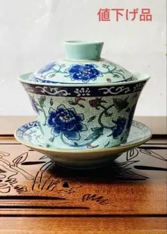 蔵出 中国骨董 中華帝国 景徳鎮製清王朝龍紋蓋付お茶コップ　アンティーク 蔵出 中国骨董 大明成化景徳鎮製龍紋と胡蝶紋お