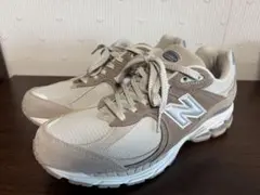 美品・着用1回のみ】New Balance 2002RBE ベージュ - メルカリ
