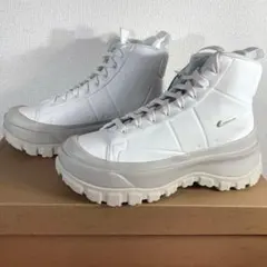 NIKE ホワイト ハイカットスニーカー 24.5cm おしゃれナイキスニーカー