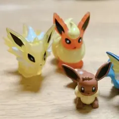 初代ブイズのフィギュアと指人形(匿名配送)