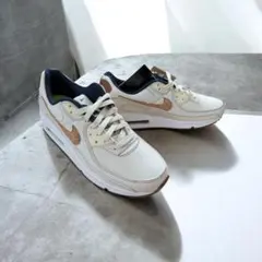 Nike Air Max 1 ホワイト ゴールド スネークスキン - メルカリ