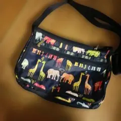 LeSportsac 動物柄 ショルダーバッグ 中型