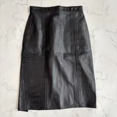 レザー調タイトスカート【M】38　ブラック　パネルデザイン　バックスリット　上品