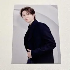 NEW_ IN JAPAN フーディー トレカ ディエイト