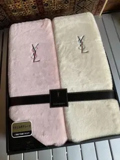 2026年最新】イヴ・サンローランシーツの人気アイテム - メルカリ