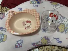 ハローキティ ダイソー ダイカット深皿 グラス まとめ売りのサムネイル