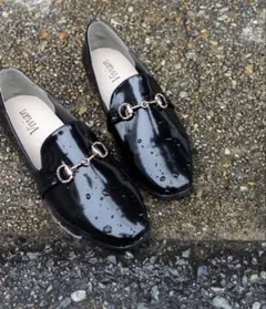 美品　VIVIAN スクエアトゥビット付きレインローファーシューズ L ブラック