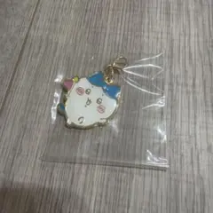 ちいかわ　ちいかわパーク　ゲーム参加賞　メタルチャーム　ハチワレ