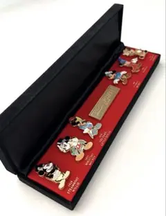 世界400限定 ミッキーマウス 歴代ピン6種 2005 シリアル入
