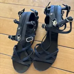 CHANEL グラディエーターサンダル ブラック 37のサムネイル