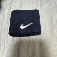 Nike ネイビー リストバンド