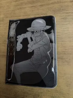 新品⭐︎ONE PIECE ルフィ パスポートケースのサムネイル